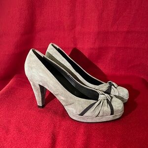Sued Leather High Heel MADE IN ITALY NWOT